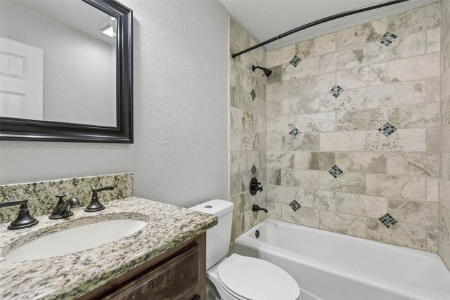 921 Harvest Glen Drive, Plano, TX 75023
