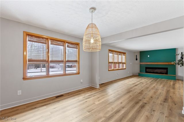 1482 Whittier Street NE, Canton, OH 44721