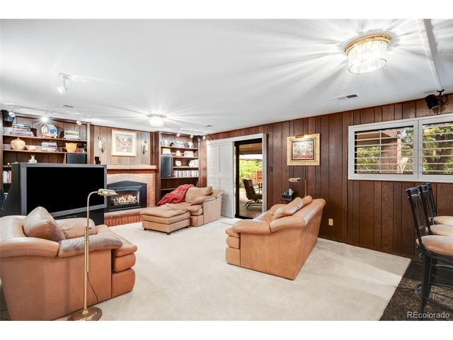 2141 S Dallas St, Denver, CO 80231