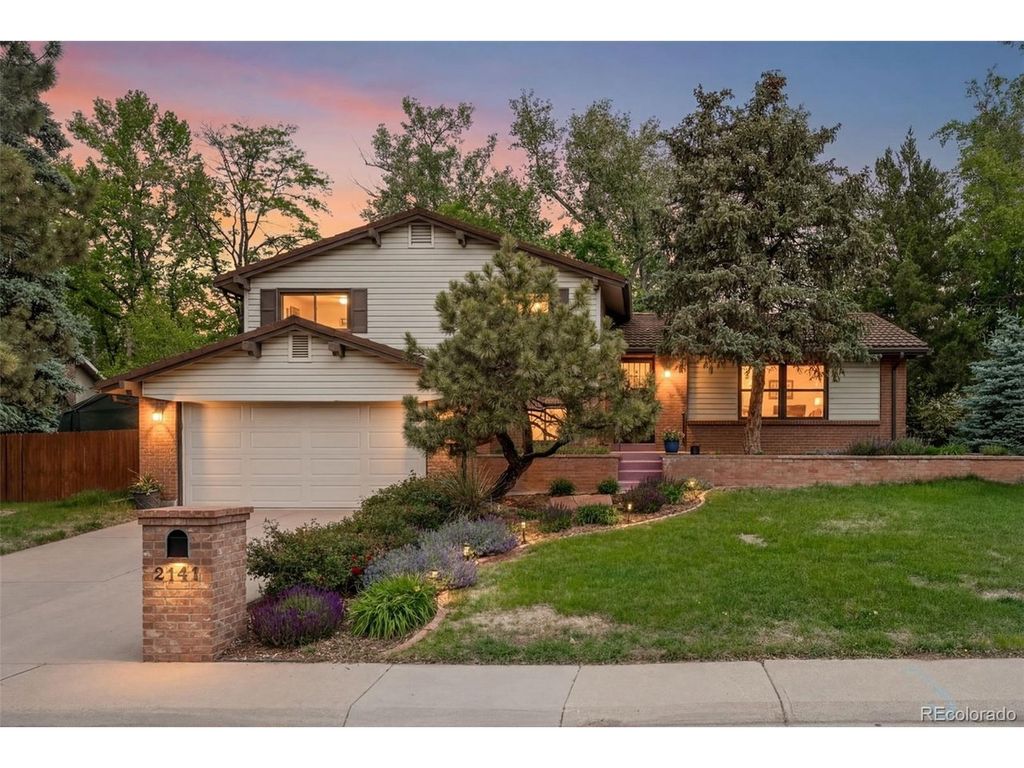 2141 S Dallas St, Denver, CO 80231