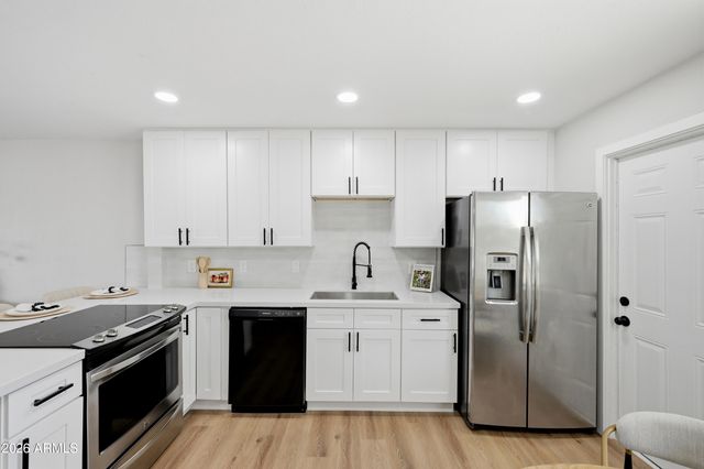 5502 E COLBY Street, Mesa, AZ 85205