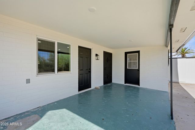 5502 E COLBY Street, Mesa, AZ 85205