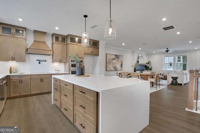 116 Bridgecrest Road, Roswell, GA 30075