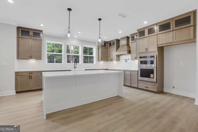 116 Bridgecrest Road, Roswell, GA 30075