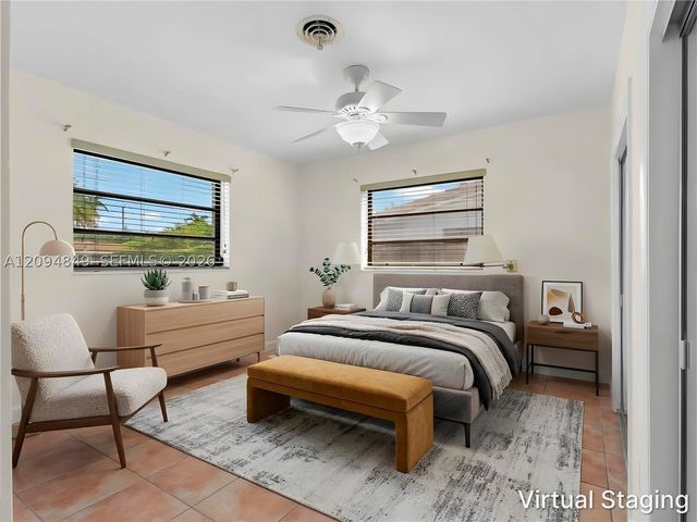 9360 SW 25th St, Miami, FL 33165