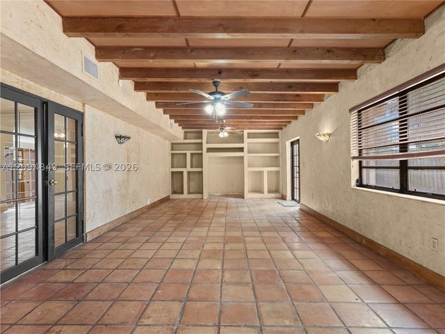 9360 SW 25th St, Miami, FL 33165