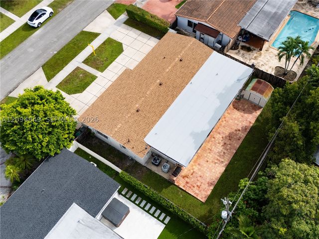9360 SW 25th St, Miami, FL 33165