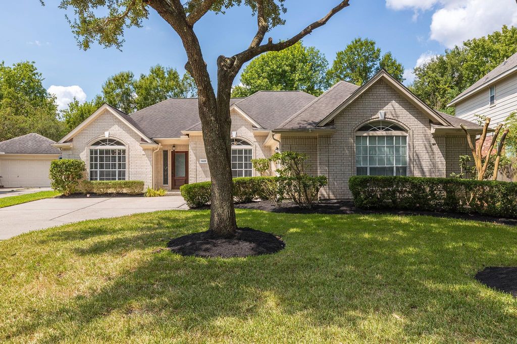 14618 Kings Head Drive, Houston, TX 77044