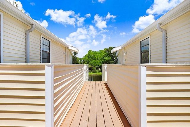 137 HUNTER LAKE DRIVE C, Oldsmar, FL 34677