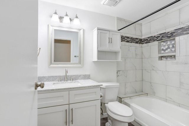 137 HUNTER LAKE DRIVE C, Oldsmar, FL 34677