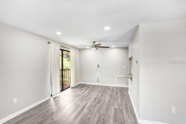 137 HUNTER LAKE DRIVE C, Oldsmar, FL 34677