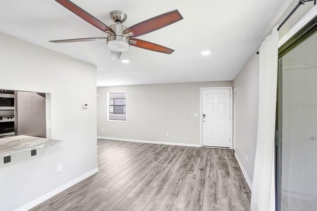 137 HUNTER LAKE DRIVE C, Oldsmar, FL 34677