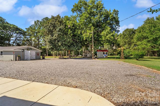 8185 Park Place Road, York, SC 29745