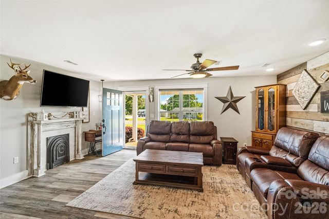 8185 Park Place Road, York, SC 29745