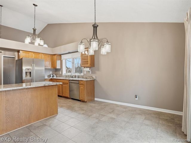 298 Edington Circle, Canton, MI 48187