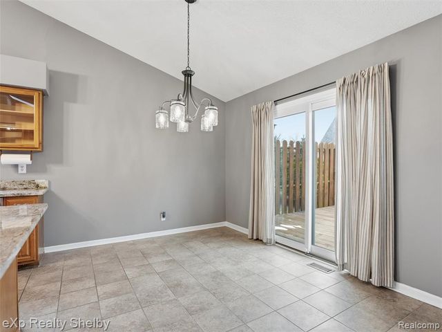 298 Edington Circle, Canton, MI 48187