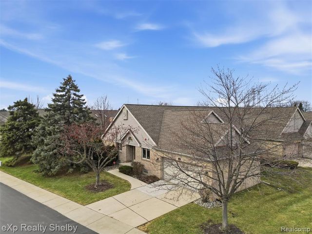 298 Edington Circle, Canton, MI 48187