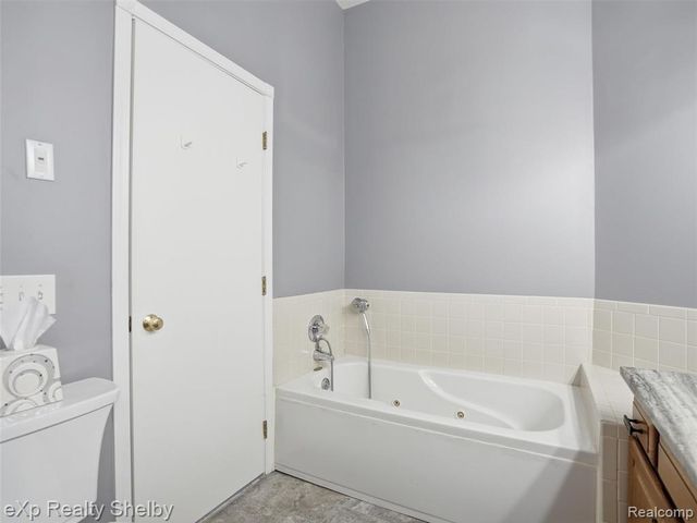 298 Edington Circle, Canton, MI 48187