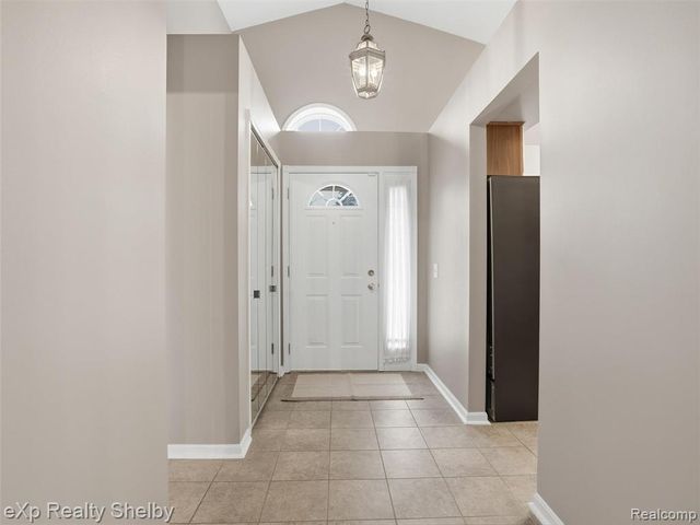 298 Edington Circle, Canton, MI 48187