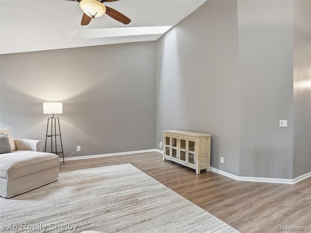 298 Edington Circle, Canton, MI 48187