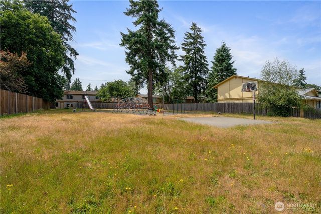 10423 13th Avenue Ct S, Tacoma, WA 98444
