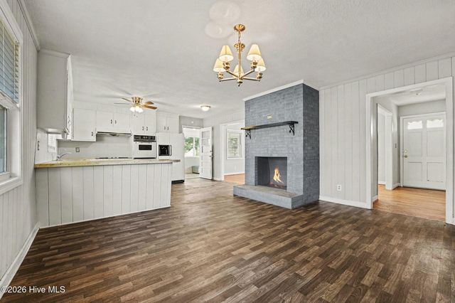 4405 Thomasville Road, Winston Salem, NC 27107