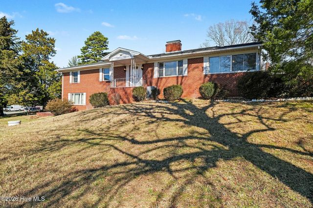 4405 Thomasville Road, Winston Salem, NC 27107