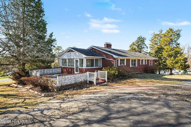 4405 Thomasville Road, Winston Salem, NC 27107