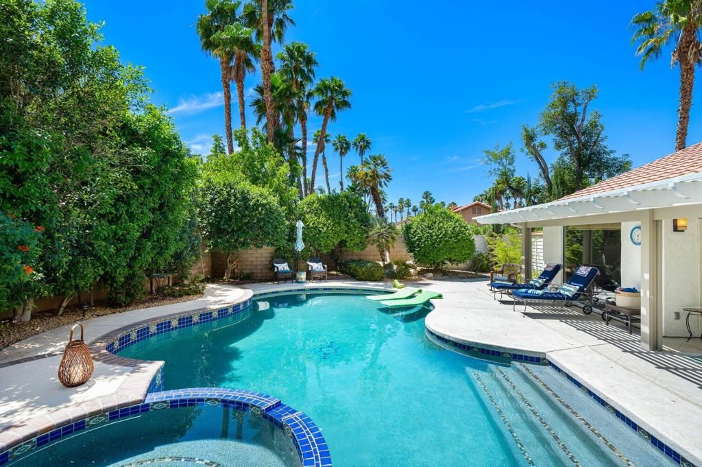 Image 1 of property listing at 76835 Bishop Place, Palm Desert, CA 92211