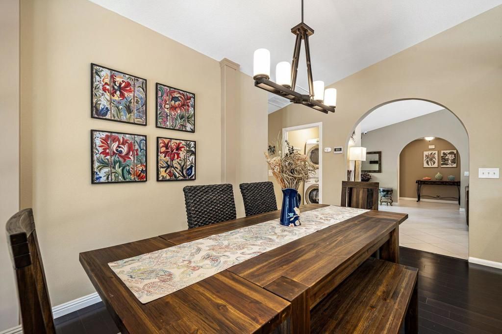 Image 18 of property listing at 76835 Bishop Place, Palm Desert, CA 92211