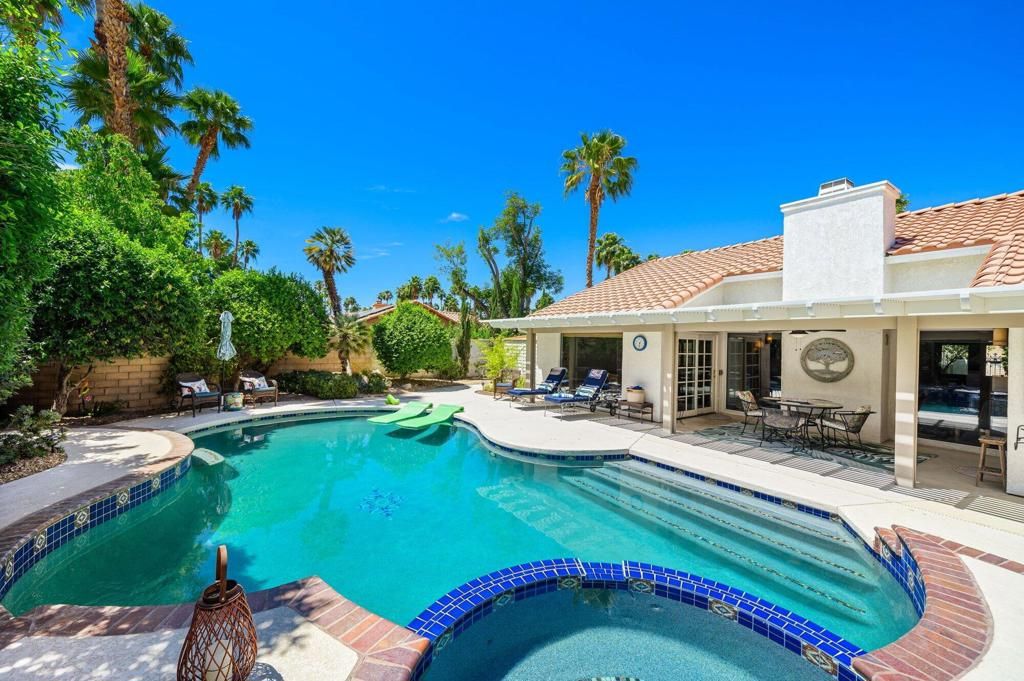 Image 37 of property listing at 76835 Bishop Place, Palm Desert, CA 92211