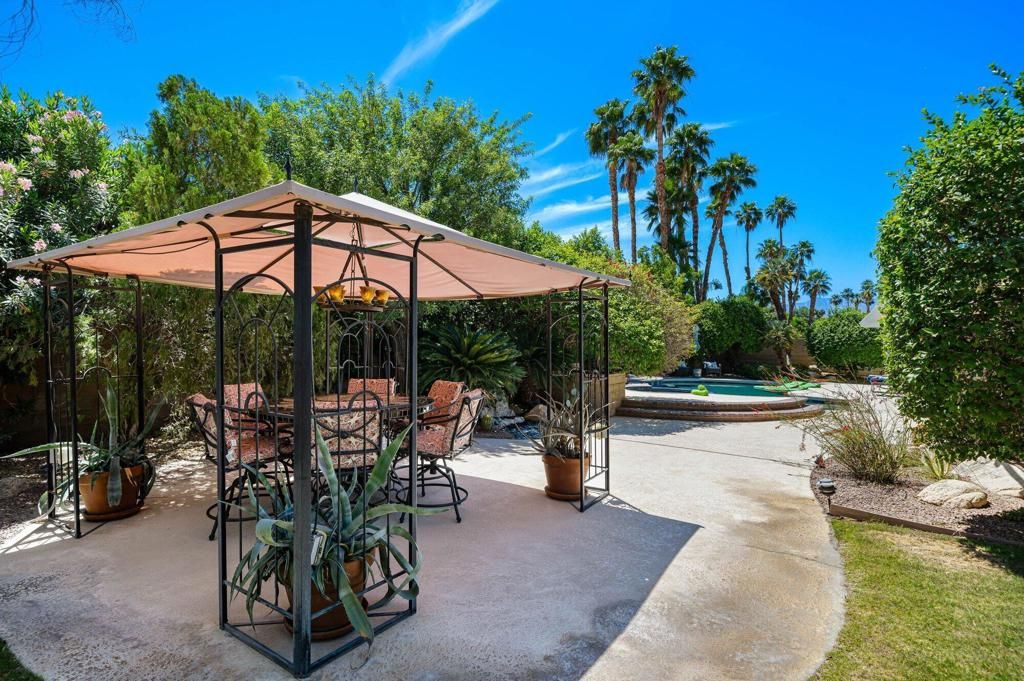 Image 47 of property listing at 76835 Bishop Place, Palm Desert, CA 92211