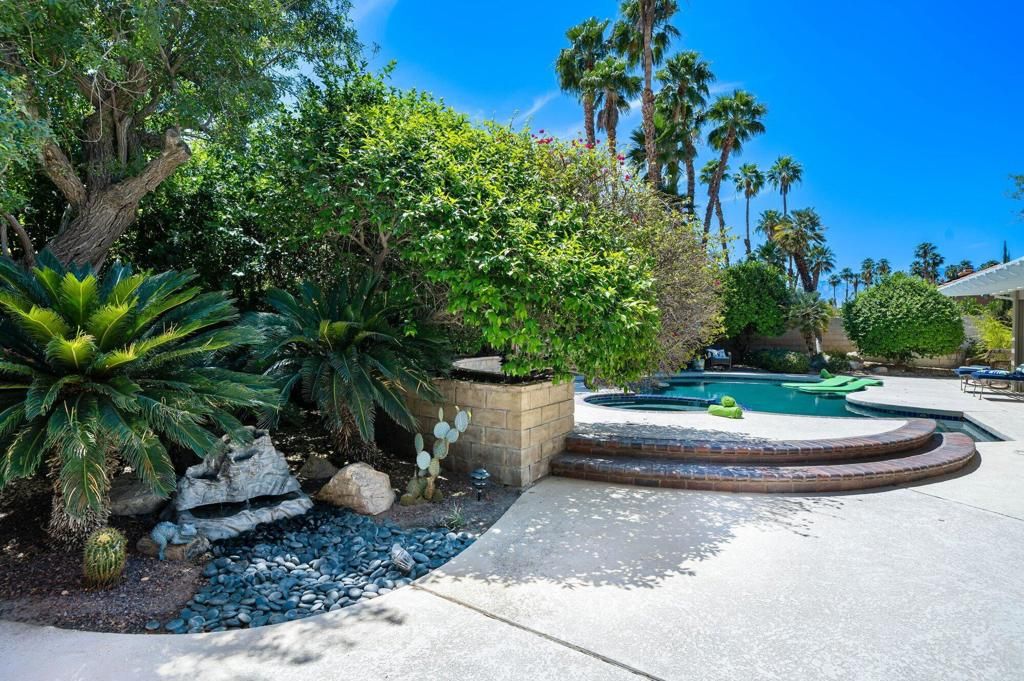 Image 48 of property listing at 76835 Bishop Place, Palm Desert, CA 92211