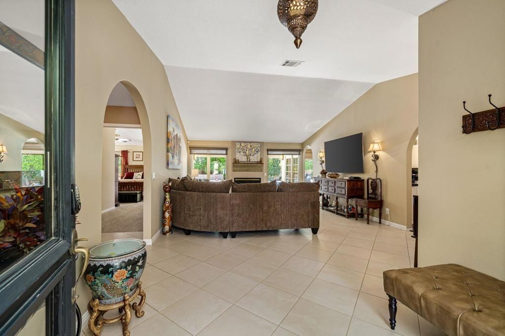 Image 6 of property listing at 76835 Bishop Place, Palm Desert, CA 92211