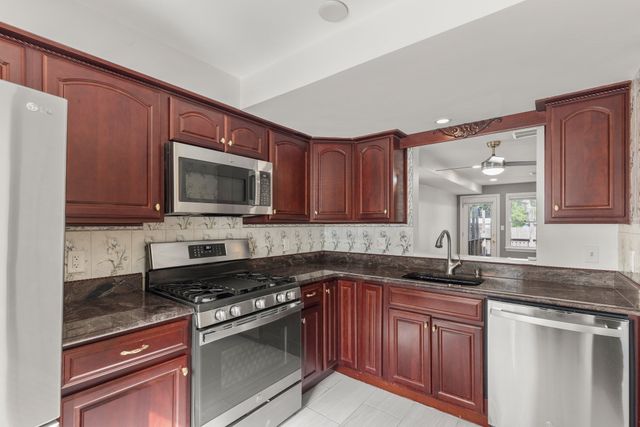 101 Brookline Way 101, Rockland, MA 02370