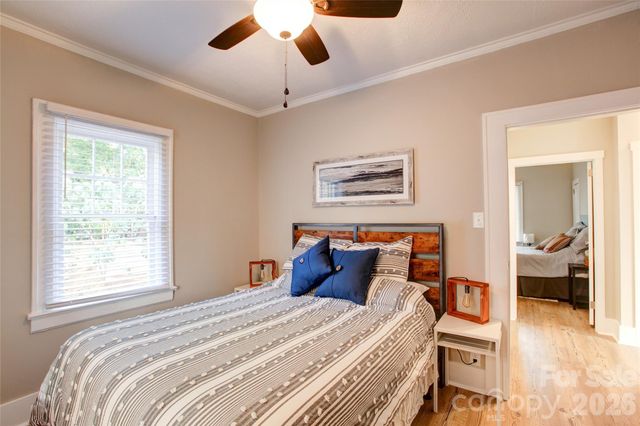 1511 Southwood Avenue, Charlotte, NC 28203