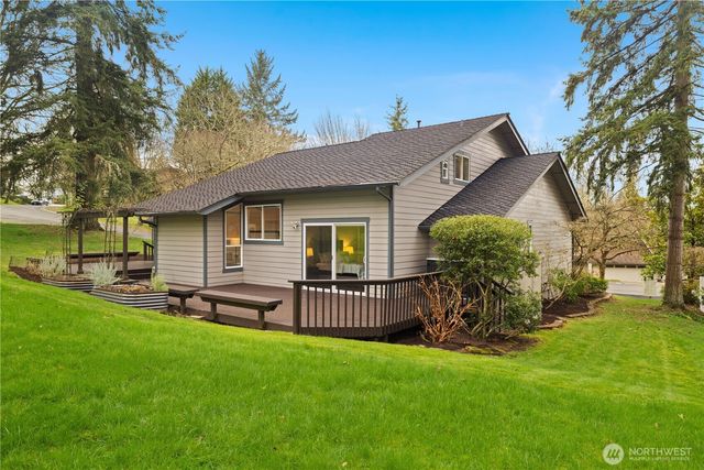 15705 NE 59th Way, Redmond, WA 98052