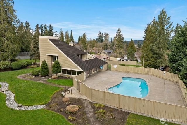 15705 NE 59th Way, Redmond, WA 98052