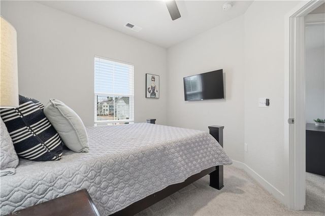 995 Gabion WAY, Chesapeake, VA 23323