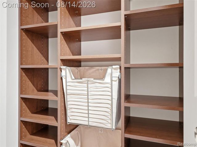 16905 Coral Lane, Macomb, MI 48042