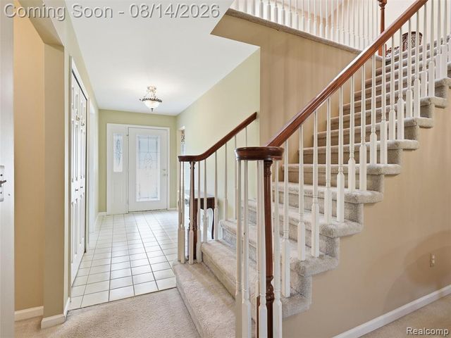 16905 Coral Lane, Macomb, MI 48042