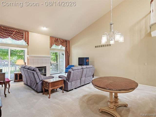 16905 Coral Lane, Macomb, MI 48042