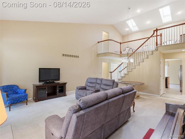 16905 Coral Lane, Macomb, MI 48042