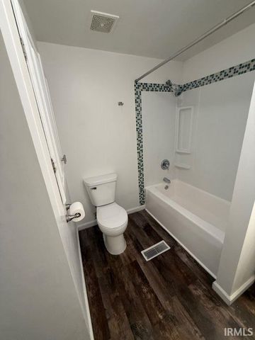 19795 Dice Street, South Bend, IN 46614