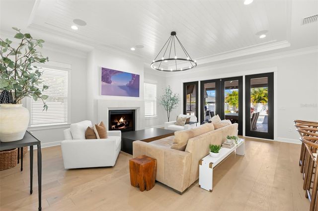 4103 W ZELAR STREET, Tampa, FL 33629