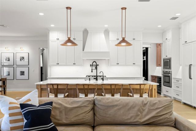 4103 W ZELAR STREET, Tampa, FL 33629