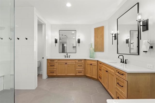 4103 W ZELAR STREET, Tampa, FL 33629