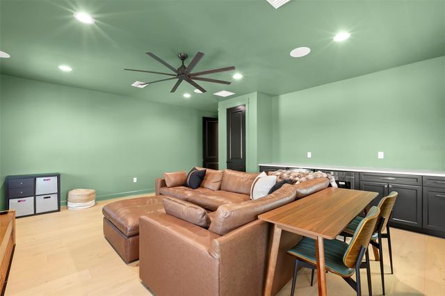 4103 W ZELAR STREET, Tampa, FL 33629