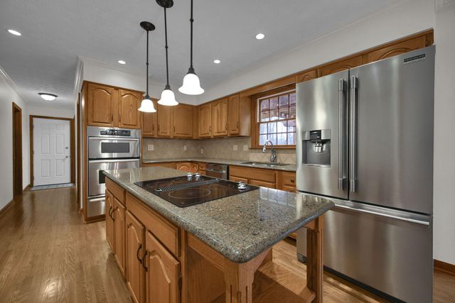 410 Fern Hill Drive, Granville, OH 43023