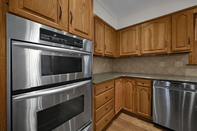 410 Fern Hill Drive, Granville, OH 43023